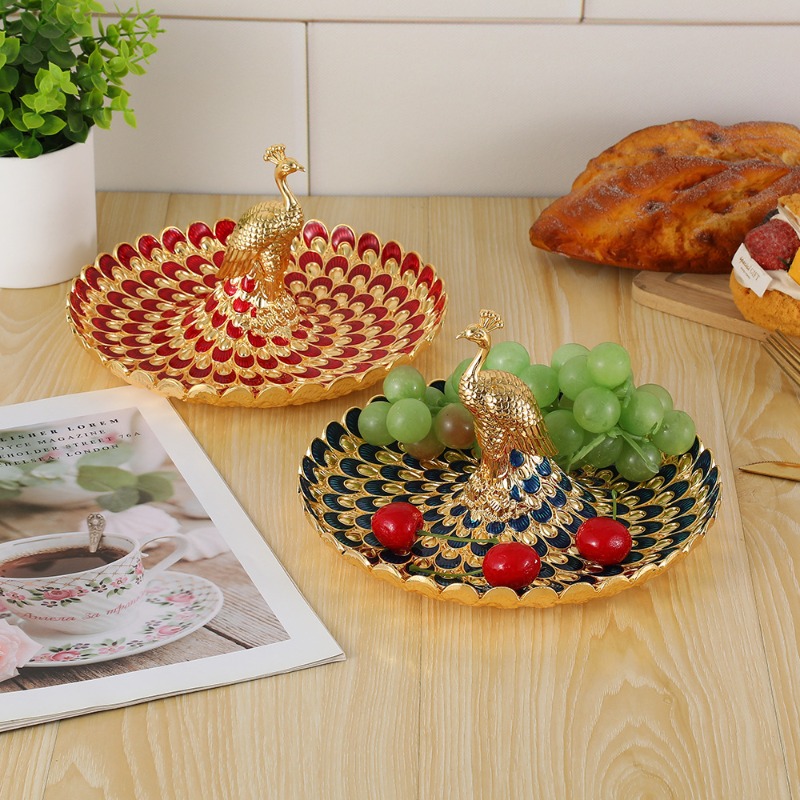 Peacock Fruit Platter, Palace  - đánh giá và giá Food Platter Snacks